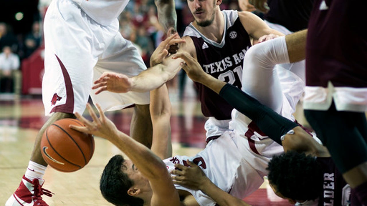 Arkansas' Hannahs ready to face former school, Texas Tech